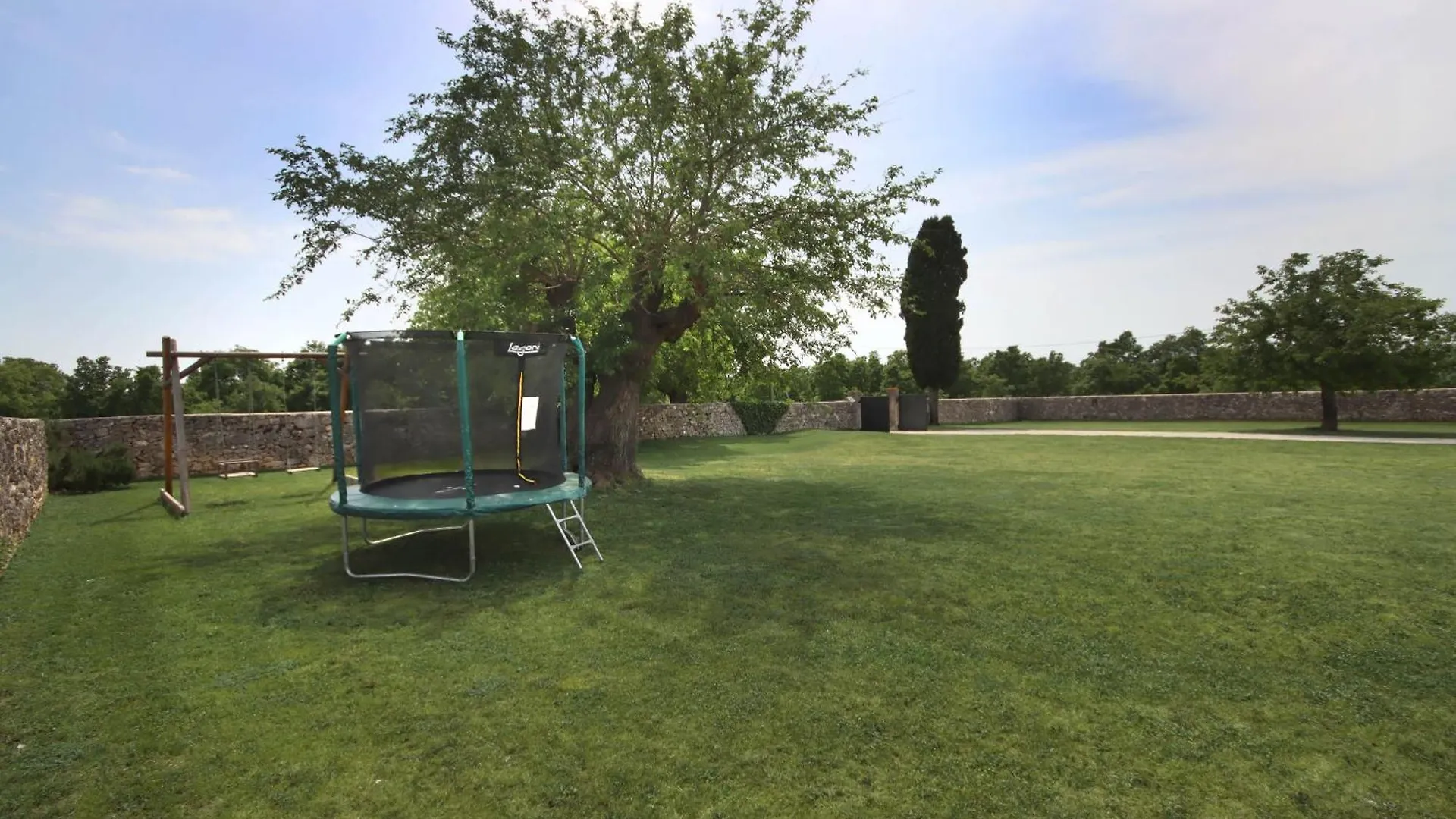Hébergement de vacances Modernes Ferienhaus In Krnica Mit Grossem Garten