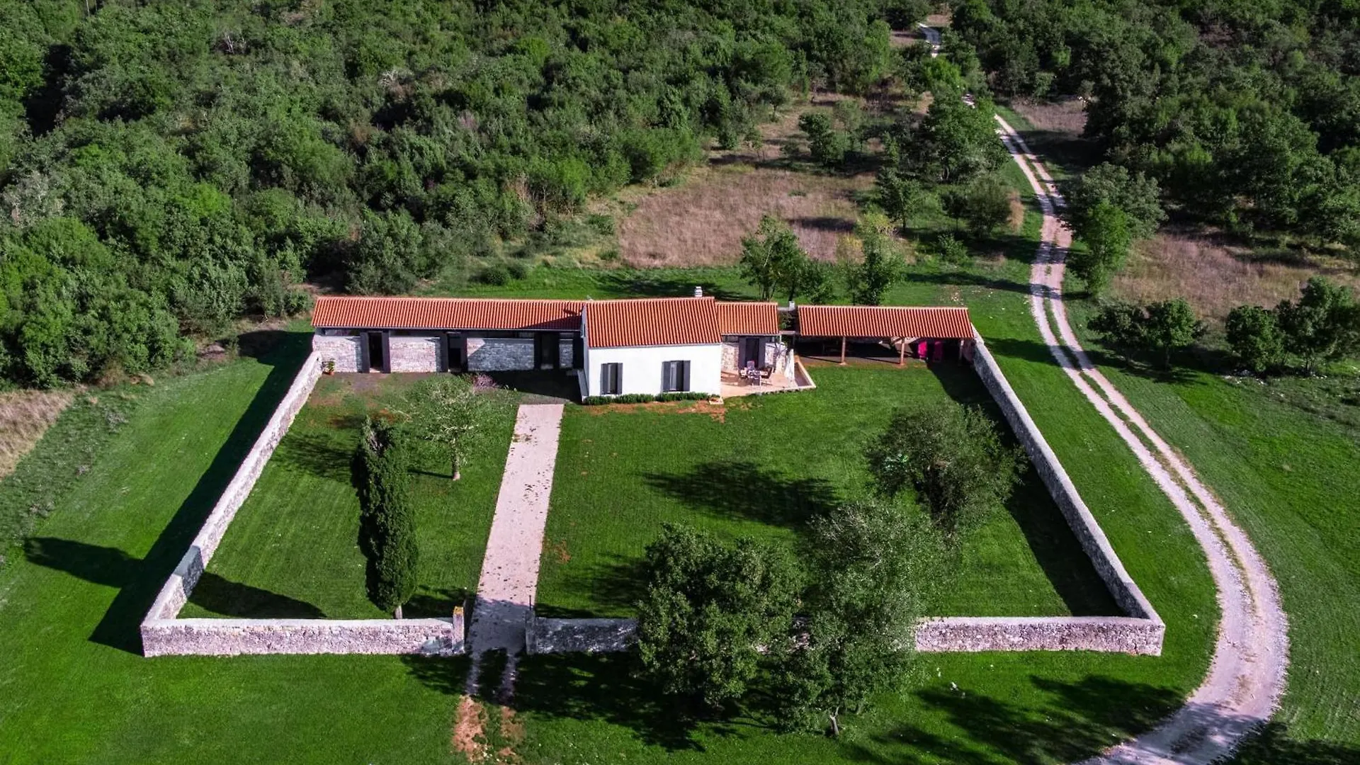 Holiday home Modernes Ferienhaus In Krnica Mit Grossem Garten