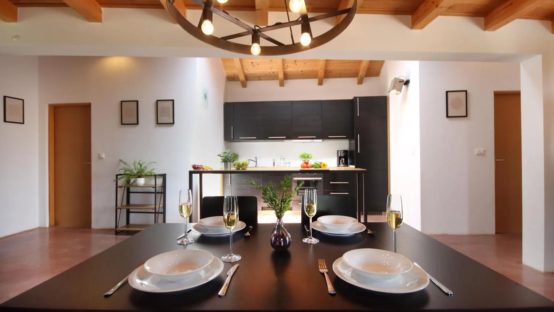 Modernes Ferienhaus In Krnica Mit Grossem Garten Holiday home
